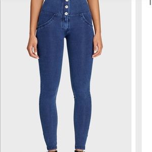 Freddy jeans butt lifting sculpting